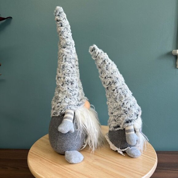 Mr & Mrs Gnome Plush Decoration Set 17" Tall Gray Winter Bean Bag Weighted Base - Picture 5 of 10